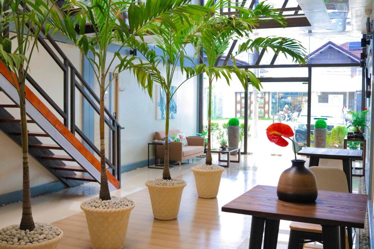 เรดดอร์ซ พลัส แอท เอเอส ฟอร์จูนา เซบู Hotel Cebu ภายนอก รูปภาพ